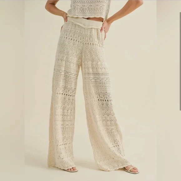 900. NEW The Laguna Beach Crochet Pants - Picture 3 of 4